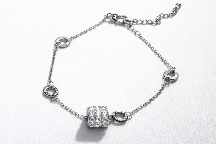 Minimalist Bracelet with Roman Numeral Design